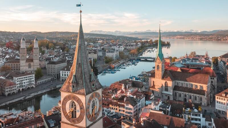 Aufenthalter Schweiz: Zürich von oben